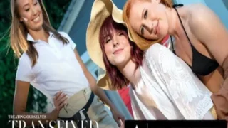 Profesyonel masözü iki travesti sikiyor