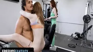 Spor hocasıyla sikiş dolu bir gün