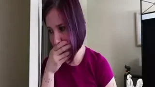 Hamile kalamayan üvey annesini hamile bırakıyor