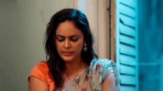 Güney Hindistanlı Aktris – Hayranları İçin Düzenlenmiş Ateşli Video