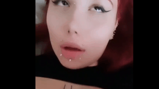 Porno Yıldızları Gibi Takılan Üniversiteli Gençler