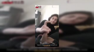 Öğrenci Kız Gözlüklü Sakso Çekip Sıvazladı Porno İzle