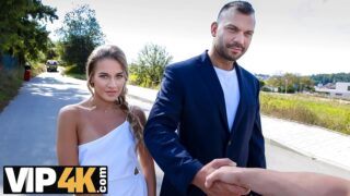 HUNT4K – Çift Evde Oyun Oynuyor, Avcıya Am Verme Şansı Veriyor