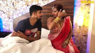 Hint Desi Padosan Bhabhi Devar Ji Tarafından Sertçe Sikiliyor