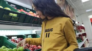 Pazar’da Gördüğüm Yabancı Kızı Eve Davet Ettim – Sadece 3 Saatlik Gizli Macera