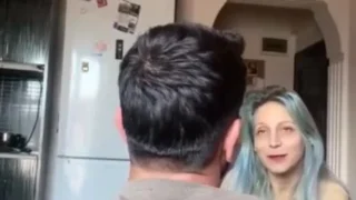 Mavi Sese saksoyu çekip yarrağı içine alıp doyasıya tadına çıkarttı