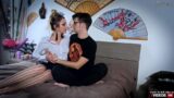 Olgun Cougar Bakire 18lik Nerd’i Ayartıp Amına Kilitledi