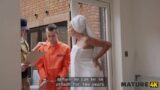 Azgın MILF Komşu Hırsızı Yakalayıp Yarrakla Cezalandırdı