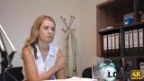 LOAN4K: Sarışın Ofiste Dev Yarağın Üstünde Zıpladı – Andrea