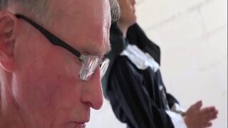 Yaşlı Adam Genç Rahibeyi Sikti Orgazm Ettirdi Daha Çok İstedi