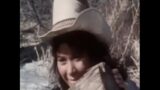 Eski Zamanlarda Kırda Cowgirl Pozuyla Vahşi Sikiş