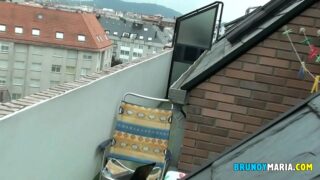 Komşu Hatunu Terasta Gizlice Çektim, Ona Bakıp 31 Çektim