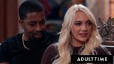 Sıkı Memeli Kız İlk Swinger Üçlüde Amını ve Götünü Yedirtti!,