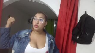 Venezuelalı Kız Yorgun Eve Geldi, Adam Hemen Amını Parçaladı