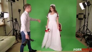 Düğün Fotoğrafçısı Evelina’nın Güzel Amını Baştan Çıkardı
