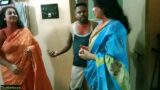 Tombul Tamil Oğlan Holi’de İki Ateşli Bhabhi’yi Siktirdi