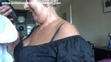 İngiliz Granny Yarrak Sikip Yüzüne Massive Facial Aldı