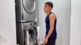 Sakarsın üvey oğlumu azarlıyorum, hiçbir işi doğru yapmıyor